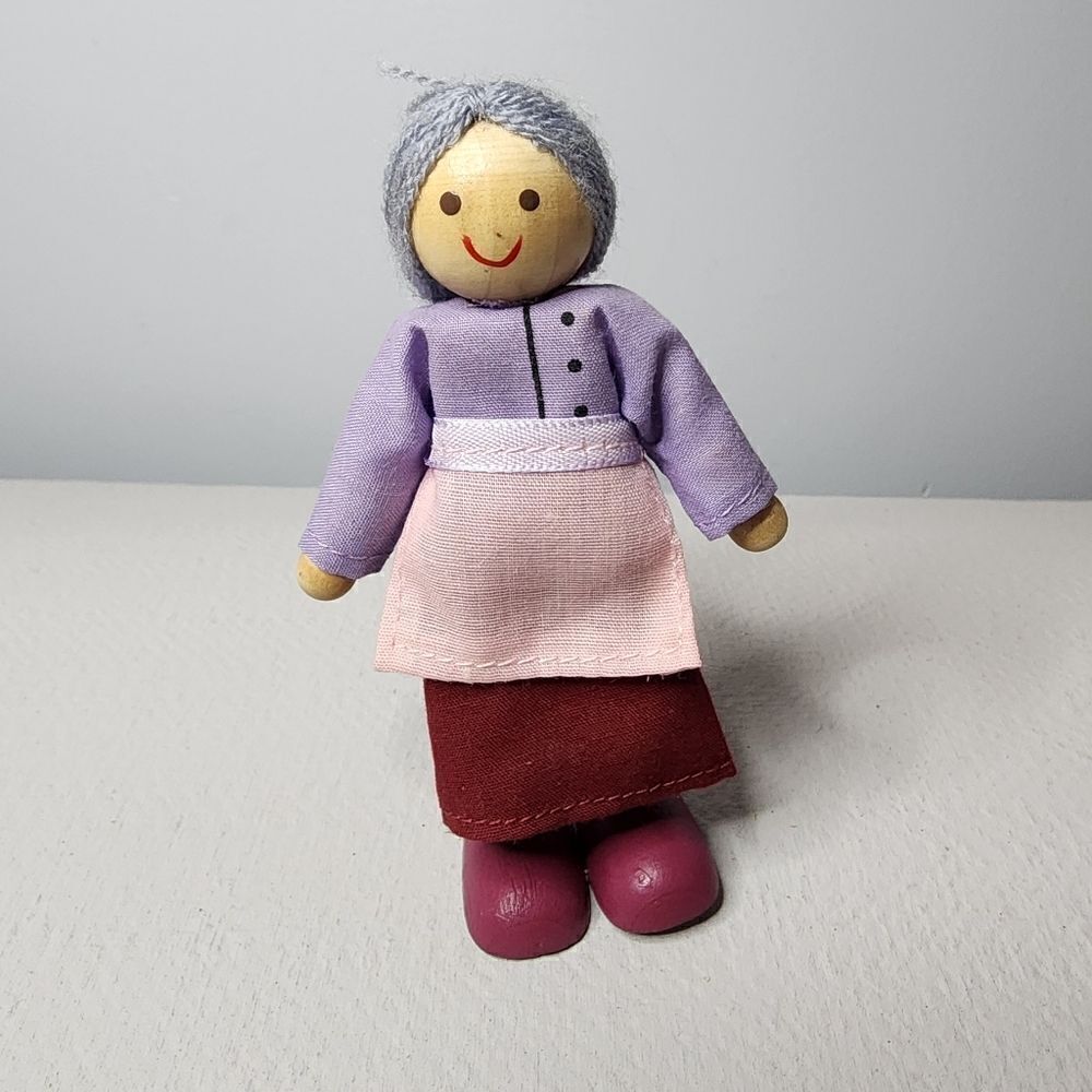 KidKraft Dollhouse Wooden Doll Poseable People Family Figures 4.5" Grandma